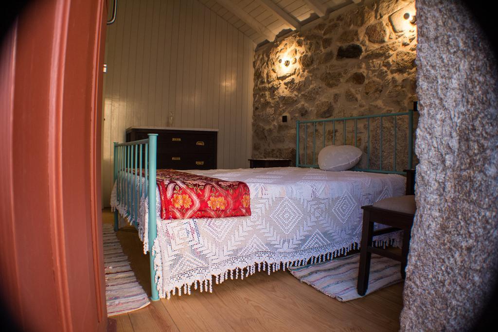 Casas Dos Avos Guest House Vale de Cambra Room photo