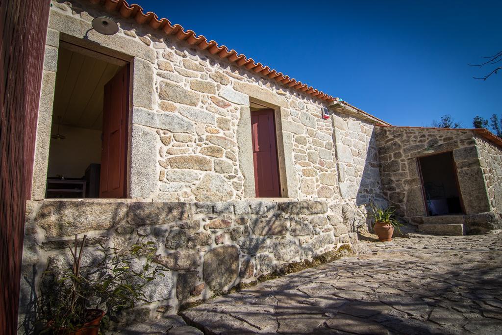 Casas Dos Avos Guest House Vale de Cambra Room photo