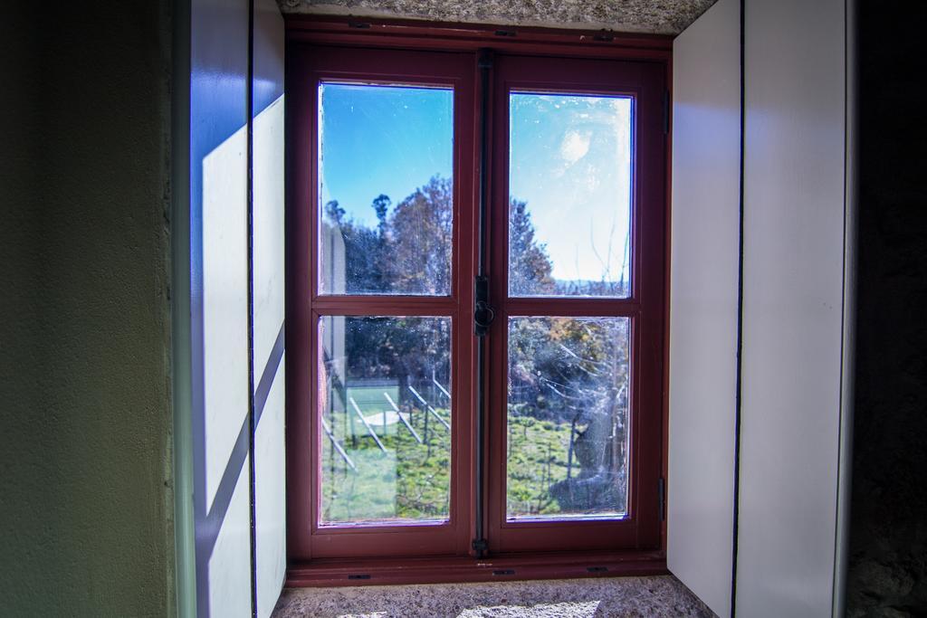 Casas Dos Avos Guest House Vale de Cambra Room photo