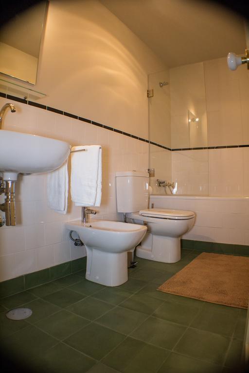 Casas Dos Avos Guest House Vale de Cambra Room photo
