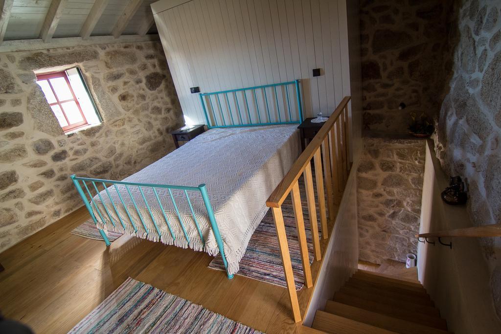 Casas Dos Avos Guest House Vale de Cambra Room photo