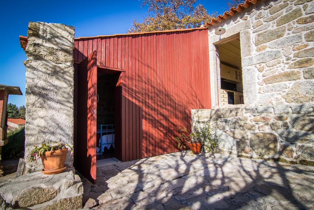 Casas Dos Avos Guest House Vale de Cambra Room photo