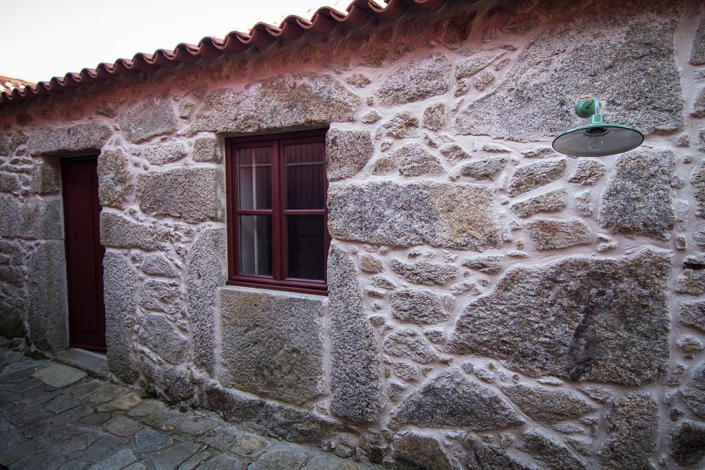 Casas Dos Avos Guest House Vale de Cambra Room photo